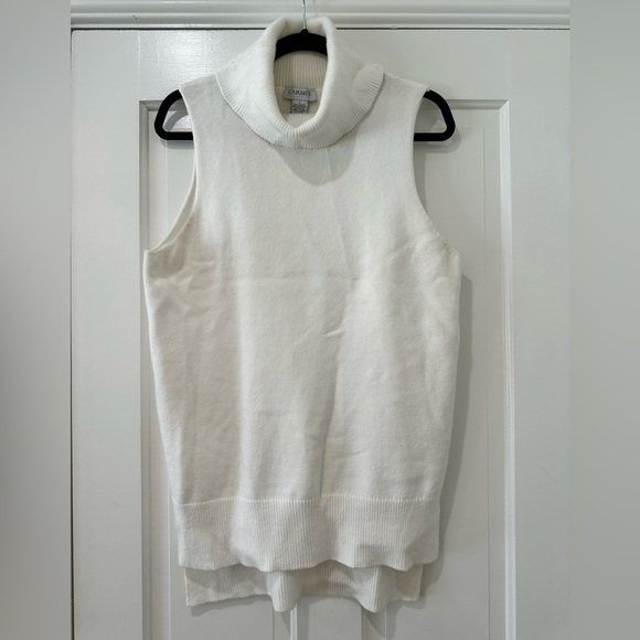 Carmen Marc Valvo white turtleneck knit sleeveless blouse top - Picture 5 of 13